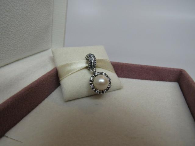 Pandora パンドラ チャーム パール Everlasting Grace Pearl and CZs Dangle Charm 白 真珠_3