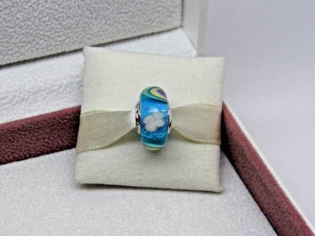 Pandora パンドラ チャーム Iridescent Rainbow Glass Murano Charm 虹色 ガラス