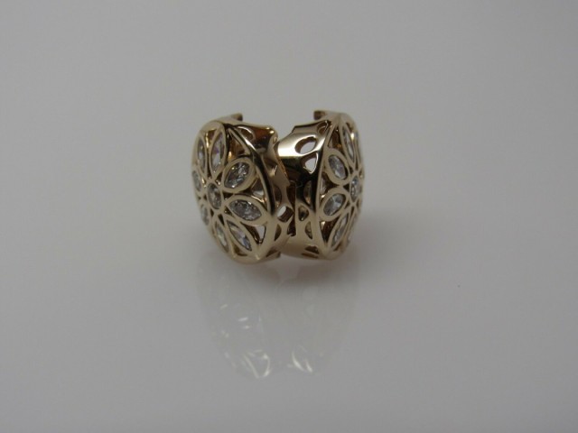 Pandora パンドラ チャームクリップ Opulent Flower Clip 14Kt Gold w