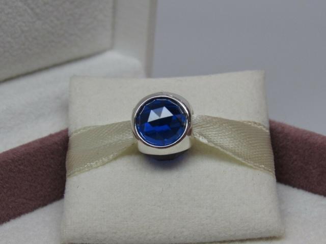 Pandora パンドラ チャーム Royal Blue Radiant Droplet 3 CZs Charm 青