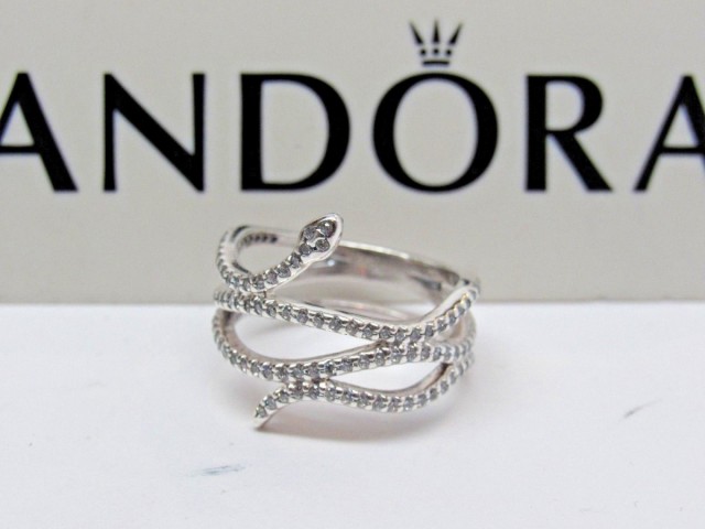 Pandora パンドラ リング Swirling Snake CZ RETIRED Ring ヘビ スネーク 指輪の通販はau PAY マーケット  - スワロフスキー専門店 Planetarium - アクセサリー・ジュエリー