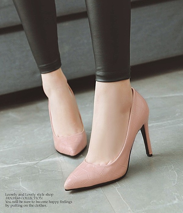 大きいサイズ レディース パンプス 25 26 5cmポインテッドトゥ ハイヒール 現品限り サイズ交換不可の通販はau Pay マーケット 大きいサイズレディース通販janjam Au Pay マーケット店