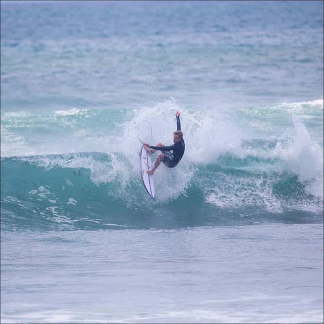 26 SURFTECH サーフテック サーフボード S-TWIN 5'6 5.6 ショートボード サーフィン エスツイン スワローテール 板 EPS FUSION PRO TIMMY PATTERSON ティミーパターソン Futures フューチャー 2026年 日本正規品_9