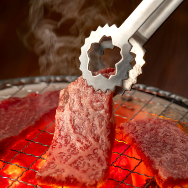 【 貨物輸送無料 】松阪牛 焼肉用（薔薇・桃）400ｇ BBQ 丸焼き 食料雑貨類
