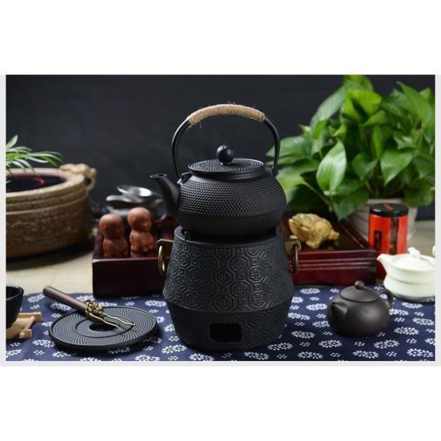 鋳鉄製 鉄瓶 船と花模様 南部鉄瓶｜鉄鉢型 – 有限会社薫山工房