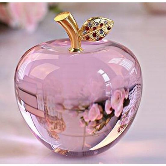 置物 小さなりんご クリスタル風 ゴールドのリーフ カットなし (ピンク)の通販は 5,580円