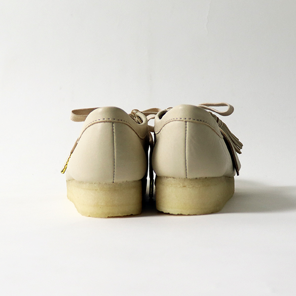 クラークス　ワラビー　ベージュ Clarks WallabeeBoot 25cm ベージュ クラークス ワラビー - メルカリ