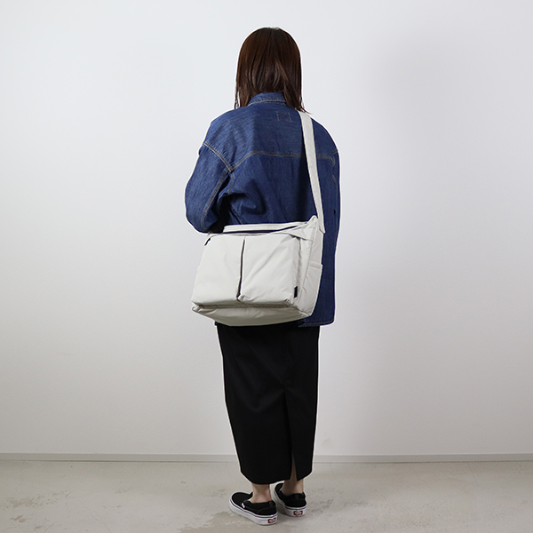 エスエムエル SML / HELMET SHOULDER BAG M ヘルメットショルダー