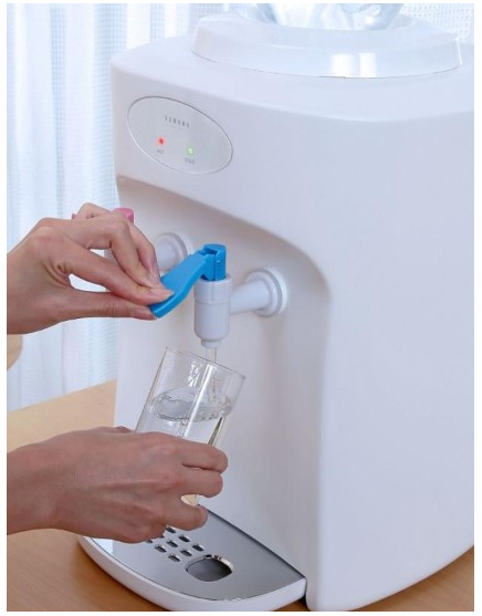 温冷水機　VERSOS VS-WS100 冷水・温水対応 ベルソス 楽天市場】ベルソス ペットボトル 温冷水サーバー 2L対応 VS