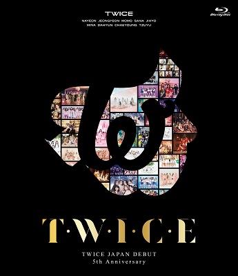 TWICE/ TWICE JAPAN DEBUT 5th Anniversary 『T・W・I・C・E』＜通常盤＞ (2Blu-ray) 日本盤 トゥワイス　ジャパン・デビュー 5th アニバーサリーの通販は 5,500円