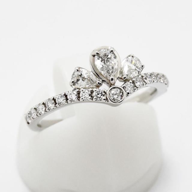 モニッケンダム リング リトルプリンセス MONNICKENDAM ティアラモチーフ ダイヤモンド 0.54 PT900 約11号 新品仕上げ 中古の通販は 102,850円