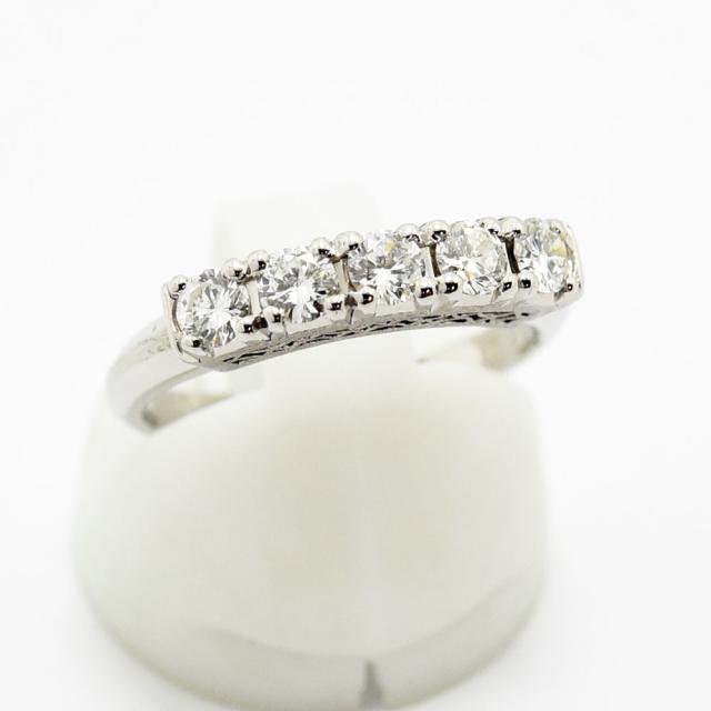 ダイヤモンド 0.56 リング Pm900 約11号 新品磨き仕上げ 中古