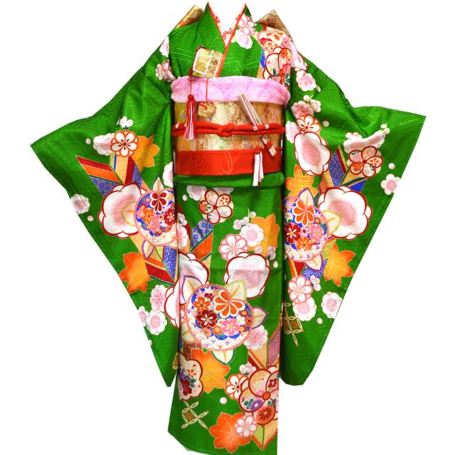 着物（絹16点 その他7点）