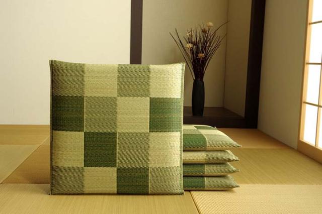 日本製 い草座布団 約55x55cm クッション 5枚組 2色対応 座布団 夏用 い草 井草 抗菌 消臭 湿気対策 ざぶとん 正方形 3層構造 フロアクッション 和風 おしゃれ お盆 法事 夏座布団 和室 和座布団 来客用_10