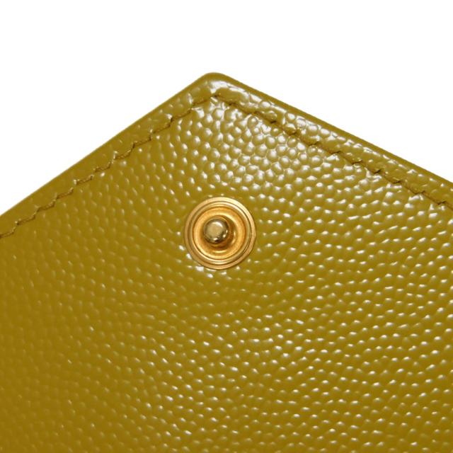 【中古】       サンローランパリ モノグラム スモール エンベロープ ウォレット 二つ折り財布 キルティング YSL    ダークイエロー 414404 Bの通販は