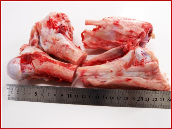 豚 業務用 肉 豚骨 スープ ラーメン 鍋 冷凍 国産 ゲンコツ 1kg 背ガラ1kg 合計2kg げんこつ２分の１カット 豚骨 トンコツ 豚ゲンコの通販はau Pay マーケット わたせい プレミアムデリカ