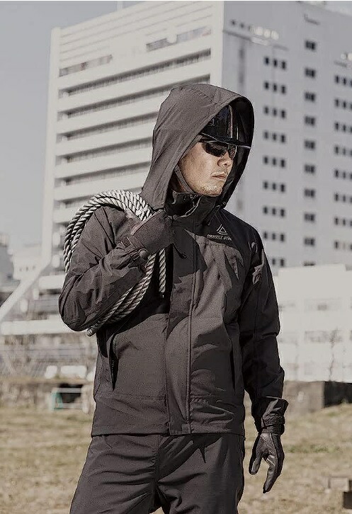 新品タグ付き　RADIATE 上着　羽織　異素材ミックス　ブラック　黒 作業服 雨合羽 KURODARUMA クロダルマ レインロングコート 47411
