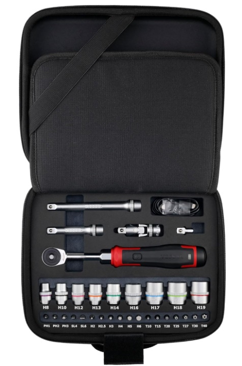 黒木邦彦 農村 風景画 F30 油彩 キャンバス 額装 専用紙箱 師 西村龍介