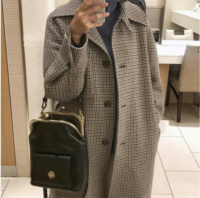 ショルダーバッグ レディース 斜めがけ がま口バッグ ショルダー 黒 2way シンプル レトロ がま口ハンドバッグの通販はau Pay マーケット Evergreen エバーグリーン ショルダーバッグ レディース 斜めがけ がま口バッグ ショルダー 黒 2way シンプル レトロ がま口ハンドバッグの通販はau Pay マーケット Evergreen エバーグリーン