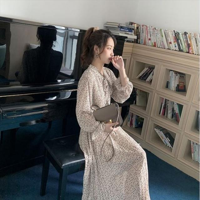 花柄 ロングワンピース 長袖 花柄 ワンピース レディース 膝丈 ワンピース カジュアル 長袖 大きいサイズ 春 夏 春ワンピ Aライン フレアの通販はau Pay マーケット Evergreen エバーグリーン