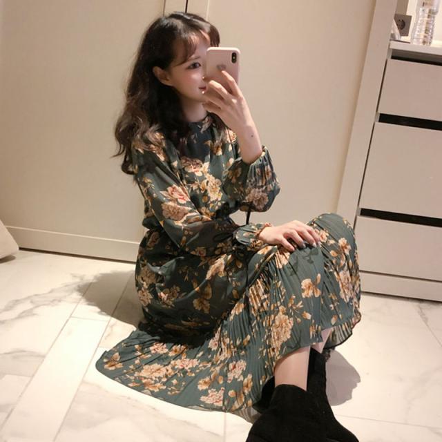 花柄 ロングワンピース 長袖 ワンピース ロング 長袖 レトロワンピース 花柄 ロング丈 プリーツ ベルスリーブ 袖リボン デート お出かけ の通販はau Pay マーケット Evergreen エバーグリーン