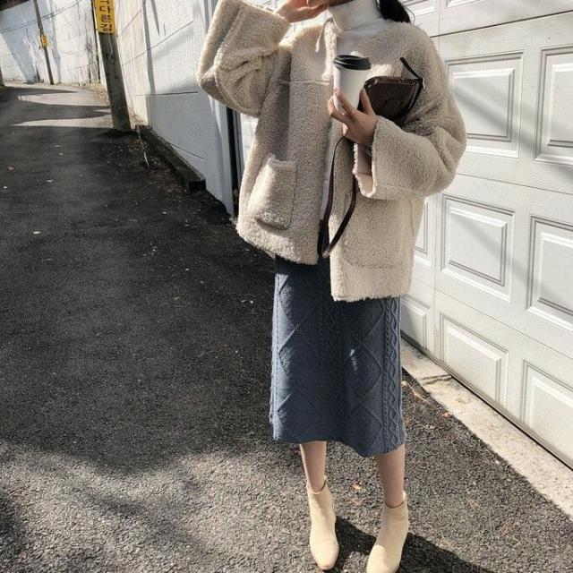 ボアジャケット レディース ボアブルゾン レディース ショート丈 アウター もこもこアウター 裏ボア ジャケット コート 冬 カジュアル シの通販はau Pay マーケット Evergreen エバーグリーン