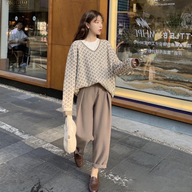 ゆったり着れて体型カバーもできちゃうタックパンツ ボトムス パンツ レディース 秋冬 ゆったり オーバーサイズ ハイウエスト ベージュ の通販はau Pay マーケット Evergreen エバーグリーン