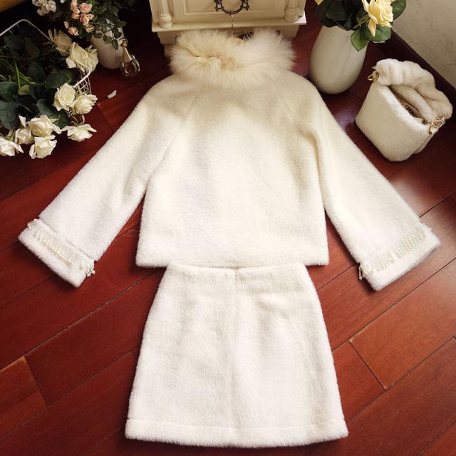 セットアップ レディース 秋冬 スカート ジャケット レディース 冬 ファー フェイクファー ミニスカート ホワイト 白 大きいサイズ きれの通販はau Pay マーケット Evergreen エバーグリーン
