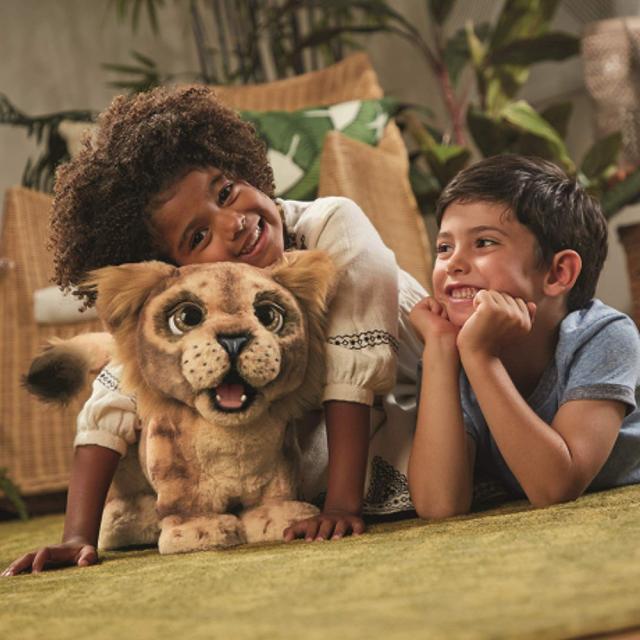 ライオンキング ハスブロディズニー リアル 動く 人形 ライオン ぬいぐるみ 並行輸入品 Hasbro Disney The Lion King Mighty Roar Simbの通販はau Pay マーケット Aoitrade