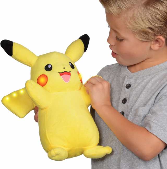 ポケモン パワーアクション ピカチュウ ぬいぐるみ 光る おしゃべりする 並行輸入品 Pokemon Plush Power Action Interactive Pikachuの通販はau Pay マーケット Aoitrade