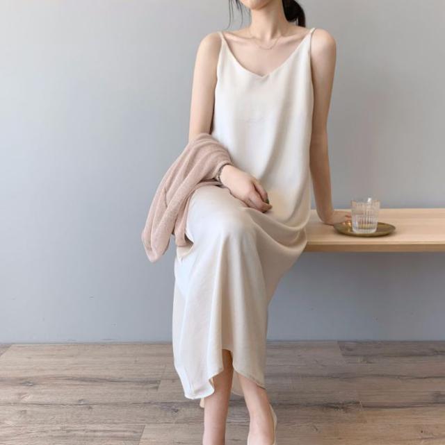 キャミワンピ ワンピース ロング キャミソール ストラップ マキシ きれいめ シンプル オフィス レイヤード レディース 春夏の通販はau Pay マーケット Pleglad