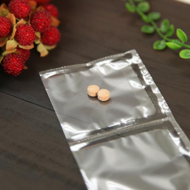 【送料無料】共立製薬 プロヘパフォスM  (中型・大型犬用） 体重29kg〜30kg 1日4粒30日分の通販は