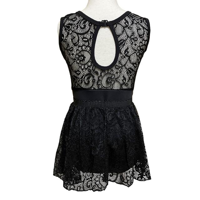 ハート♥️の胸元と背中が可愛いスタイリッシュな黒花柄メッシュ