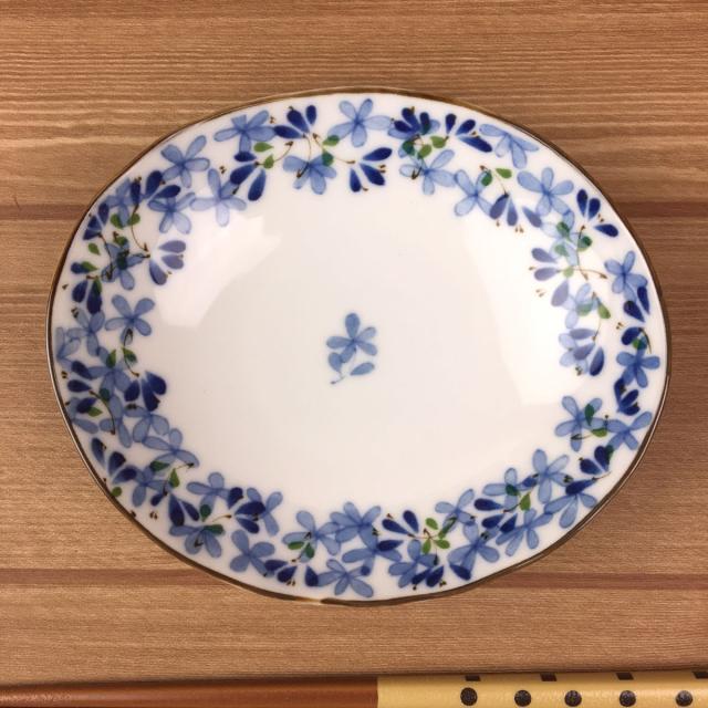 うすかる 芽ばえ 13 5 12cm 40 楕円深皿 美濃焼 日本製 陶器 おうちカフェ 国産 軽量 軽い おしゃれ カフェ 食器 花柄 フラワー柄 白磁 の通販はau Pay マーケット Kitchen Mart D まちのうつわ屋さん Au Pay マーケット店