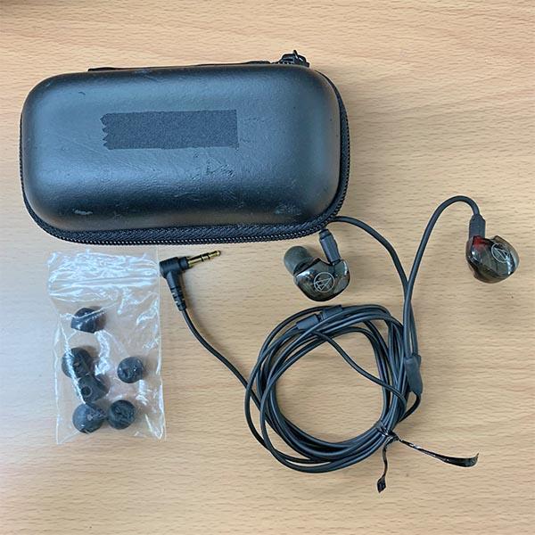 中古品》Audio-Technica オーディオテクニカ ATH-IM03 中古品》Audio-Technica オーディオテクニカ ATH-IM03
