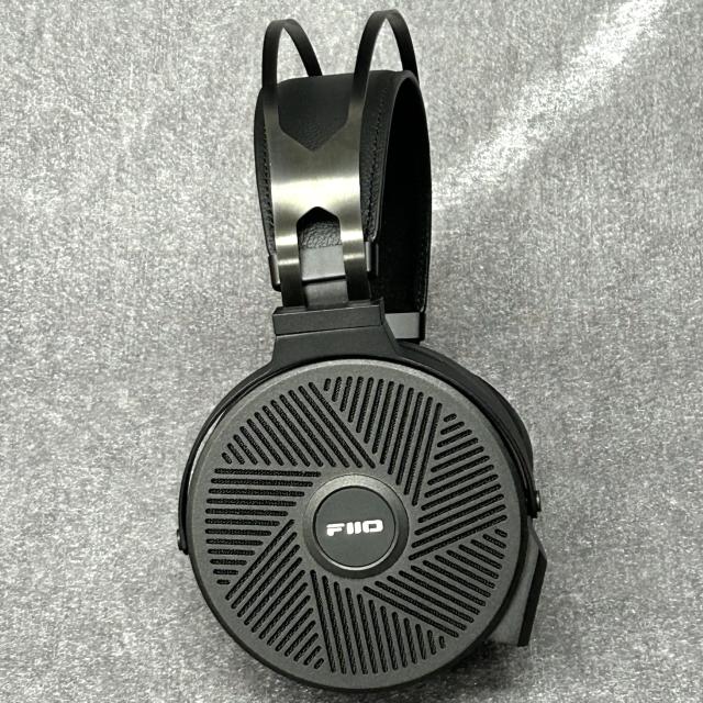 アウトレット品》FIIO 開放型ヘッドホン FT5 (FIO-FT5-B)の通販はau