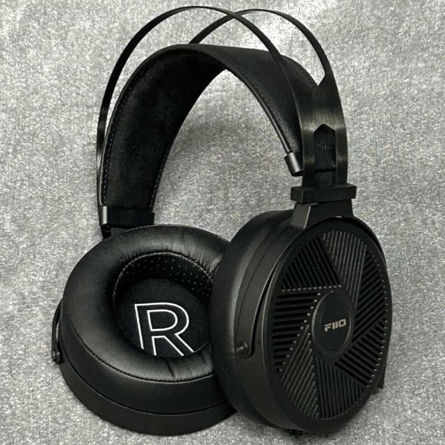 アウトレット品》FIIO 開放型ヘッドホン FT5 (FIO-FT5-B)の通販はau