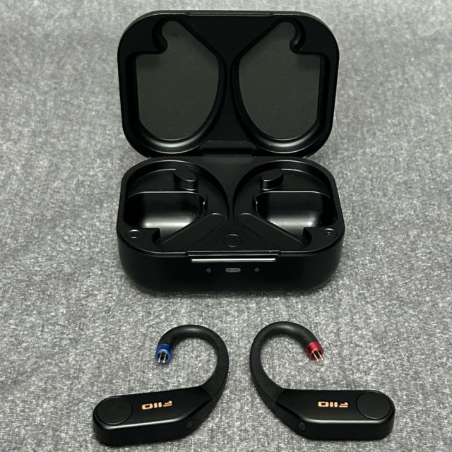 FiiO UTWS5 2025 ワイヤレスイヤホン 2pin 動作確認のみ FiiO UTWS5 2025 FIO-UTWS5-25-2PIN ワイヤレス⇔2ピン 価格比較