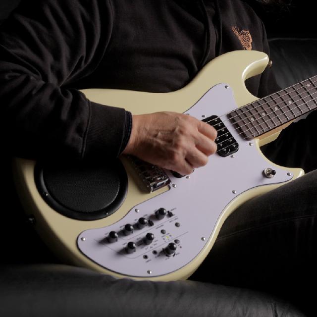 VOX エレキギター APC-2 AG ( アクア・グリーン ) スピーカー内蔵 ミニギター エフェクター リズム機能 搭載 エレキ ギター_9