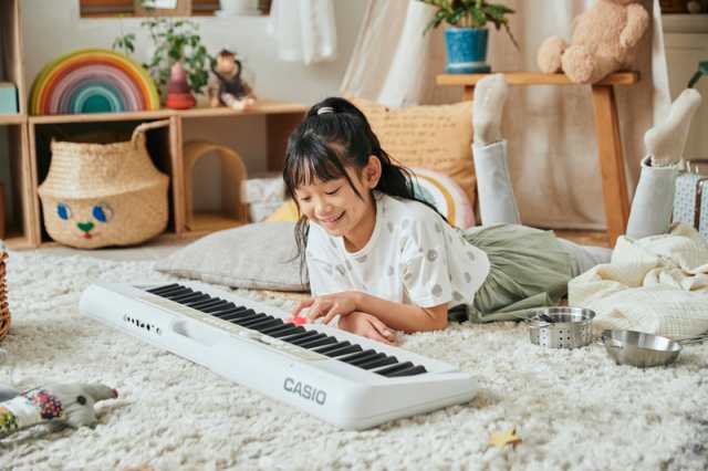 CASIO LK-325 カシオ 61鍵盤 Casiotone 光ナビゲーション キーボード おしゃれでかわいい光ナビの通販はau PAY マーケット  - MIKIGAKKI [三木楽器株式会社]