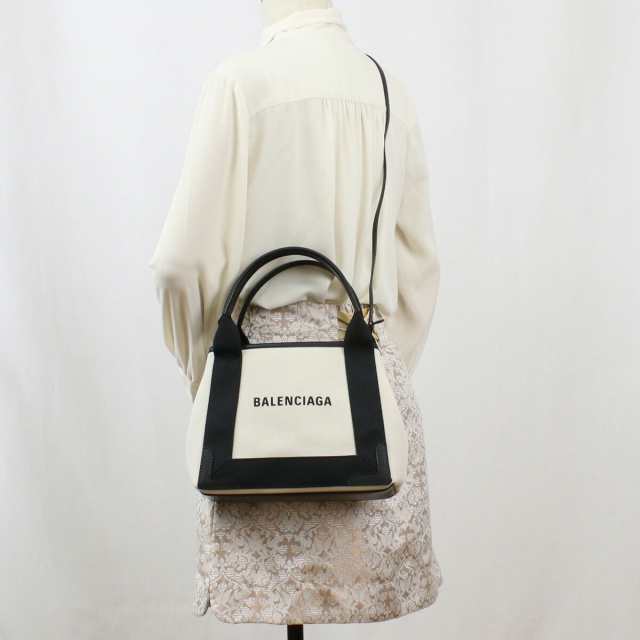 【新品】バレンシアガ BALENCIAGA ハンドバッグ　 ブランド　ネイビーカバ　ロゴ 390346　2HH3N　9260 ホワイト系 ブラック　bag-01