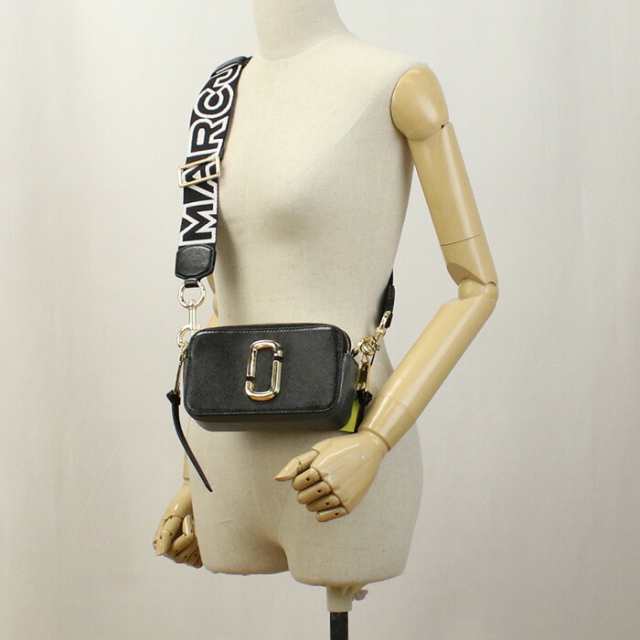 【新品】マークジェイコブス MARC JACOBS THE SNAPSHOT 斜め掛けショルダー 2S3HCR500H03　964 BLACK-MULTI ブラック bag-01