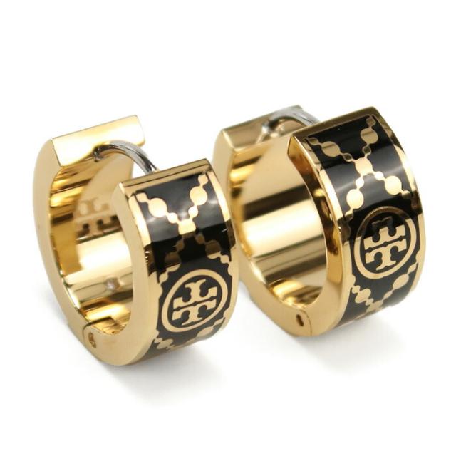【新品】トリーバーチ TORY BURCH MILLER T MONOGRAM ピアス　ブランド 157223　720 TORY GOLD ゴールド系 ブラック　accessory-01の通販は
