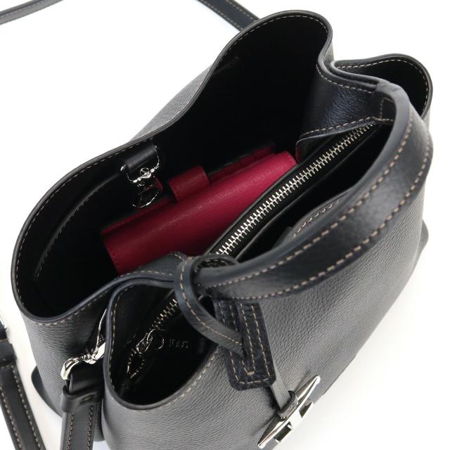 【新品】トッズ TODS  トートバッグ ブランド XBWAPAA9100　QNK　B999 ブラック　bag-01 新品】トッズ TODS トートバッグ ブランド XBWAPAA9100 QNK B999