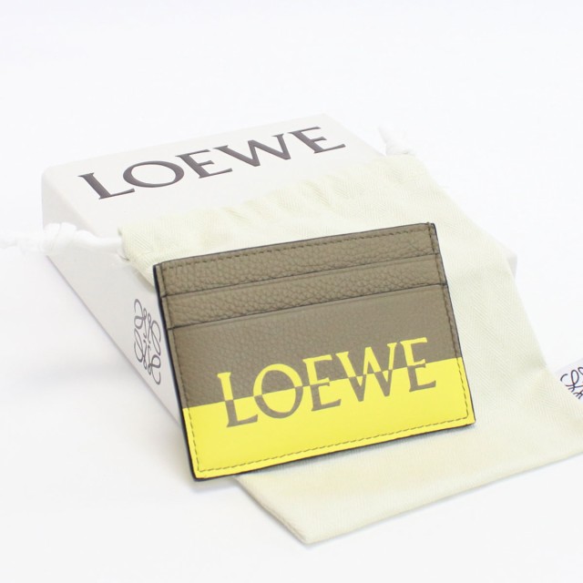 美品ロエベ(LOEWE)カードケース シグネチャープレーンカードホルダ レザー C314322X01 ランク：S us-1 ﾒﾝｽﾞ ﾚﾃﾞｨｰｽのサムネイル