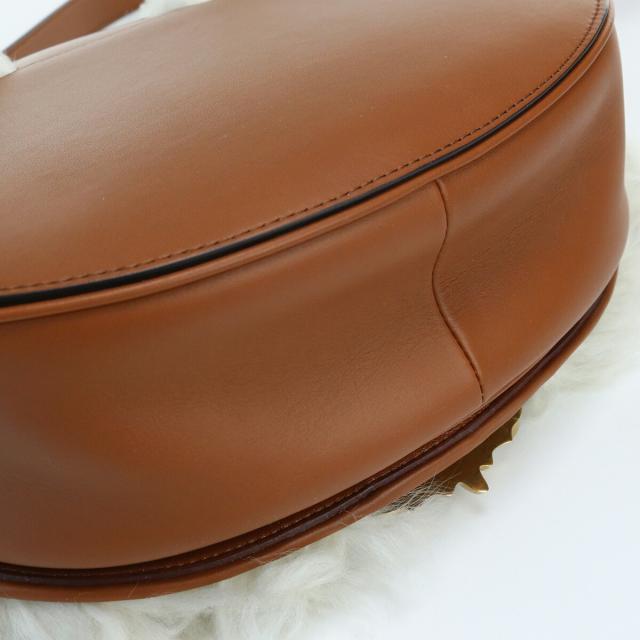 中古】・未使用セリーヌ(CELINE) カマラ リングミディアム レザー  