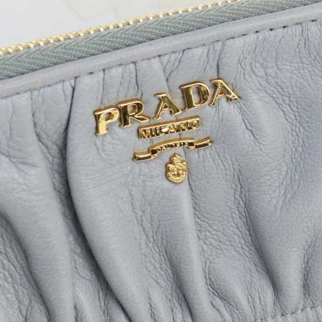 中古】・未使用プラダ(PRADA) フラットポーチ ポーチ ブランド レザー