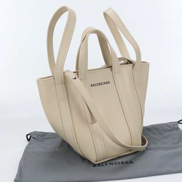 【中古】美品バレンシアガ(BALENCIAGA) エブリデイ 2.0 XS ノース-サウス ショルダートート カーフ 672793 ベージュランク：S us-1 2WAY