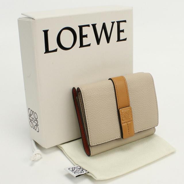 【中古】良品ロエベ(LOEWE)  トライフォールドウォレット 三つ折り財布 124.12AB41 ﾍﾞｰｼﾞｭランク：A us-2 ﾚﾃﾞｨｰｽの通販は 44,980円