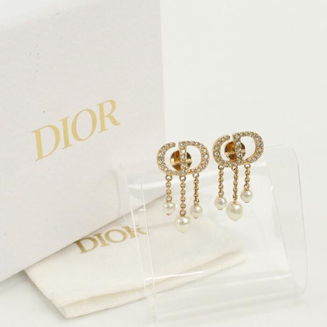 【中古】美品ディオール(Christian Dior)  プチ CD ピアス メタル E1549PTCCY D301 ゴールドランク：S us-1  ﾚﾃﾞｨｰｽの通販は